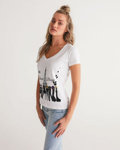 Travel Bougie Women's V-Neck Tee